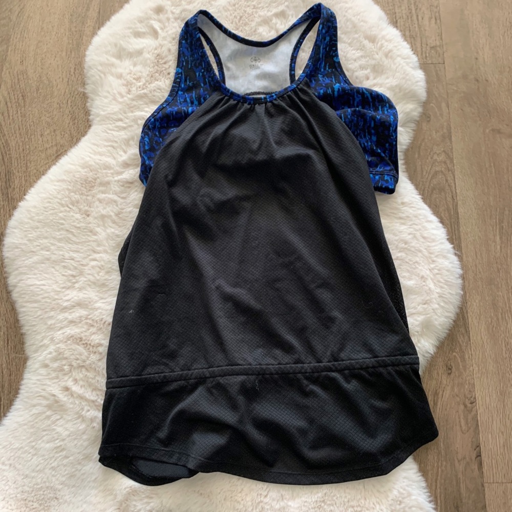 GAIAM 2 in 1 Black Layered Wicking Tank Top with Blue Printed Sports Bra Back